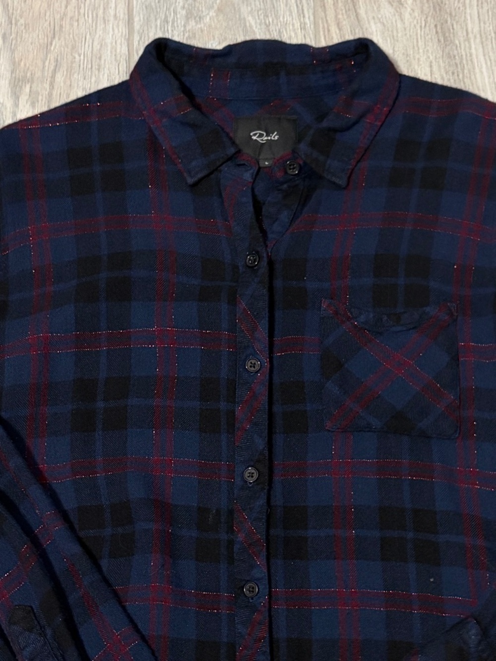 LIKE NEW! Women's Rails Navy/Plum Flannel Button Down - LARGE - Picture 4 of 8